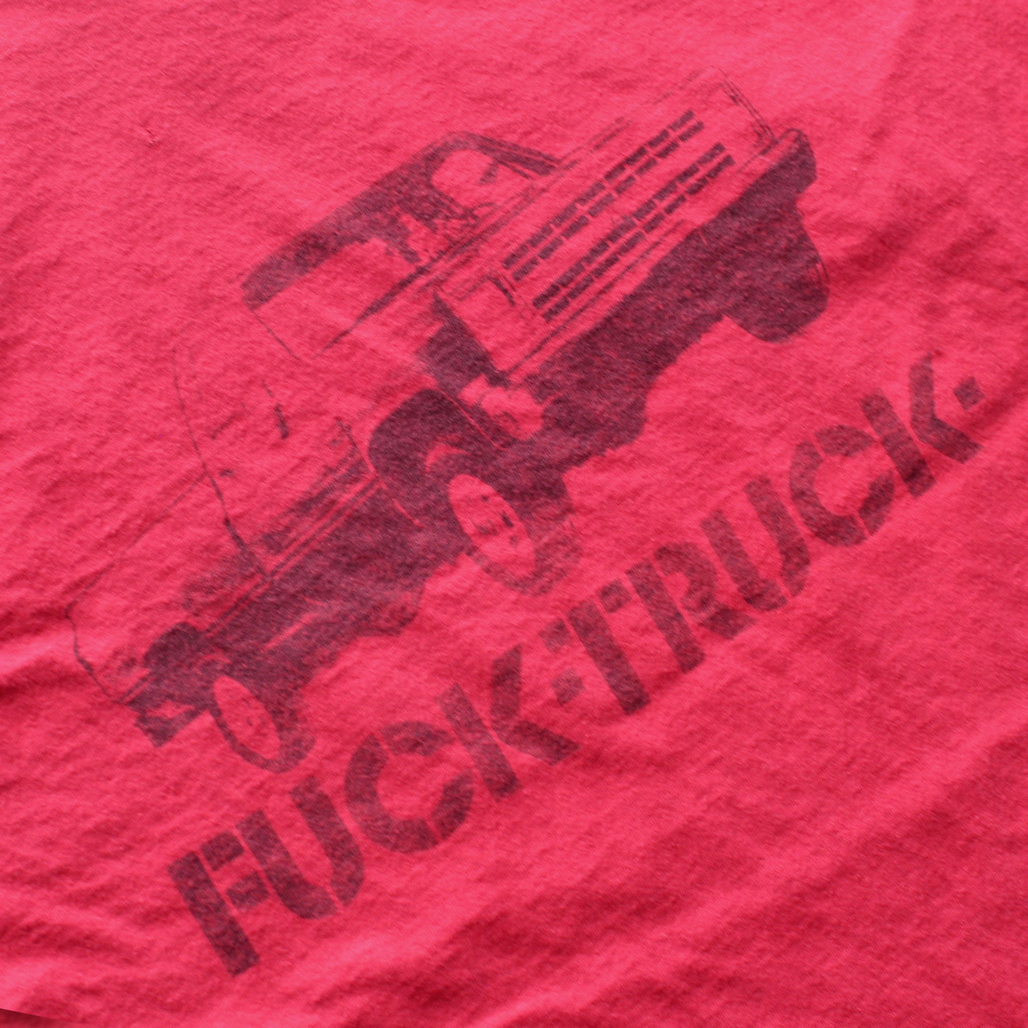 FUCK TRUCK T/ RED /M