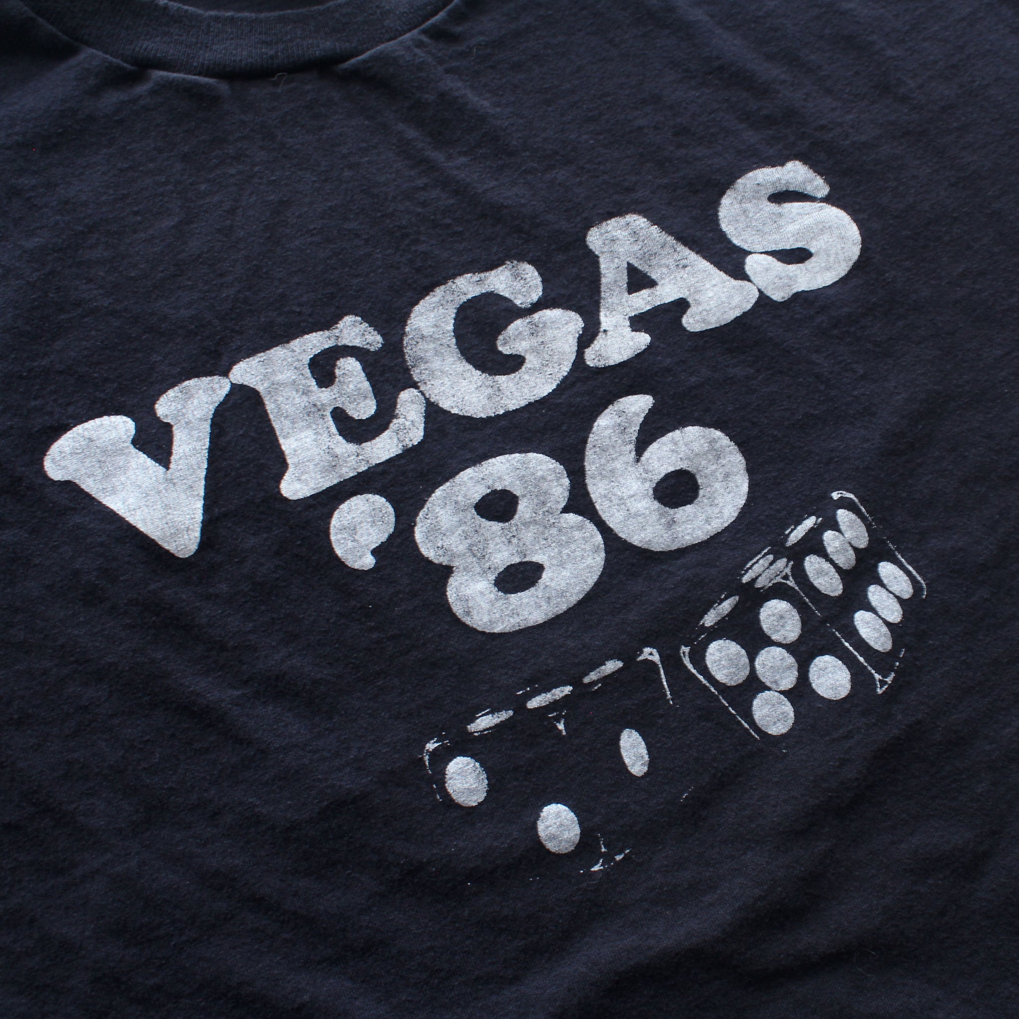 VEGAS T/ BLK w WHT /M